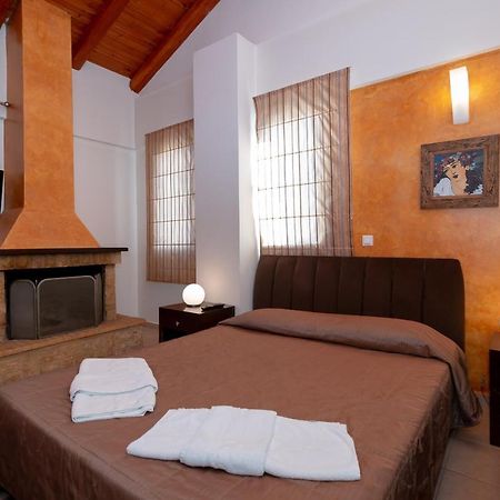 Ahilion Hotel Kalavryta Ngoại thất bức ảnh