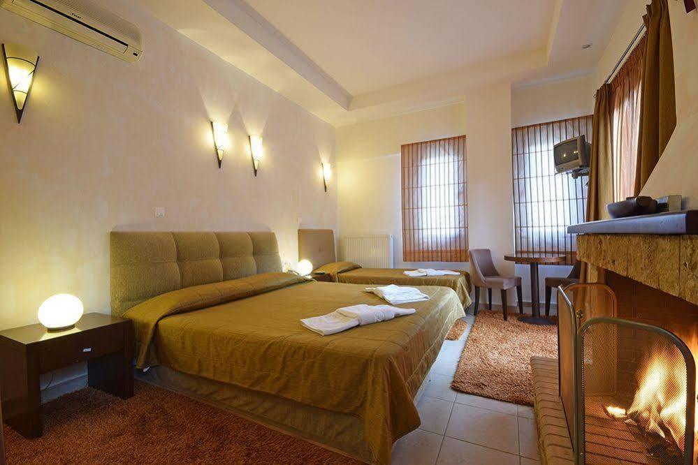 Ahilion Hotel Kalavryta Ngoại thất bức ảnh