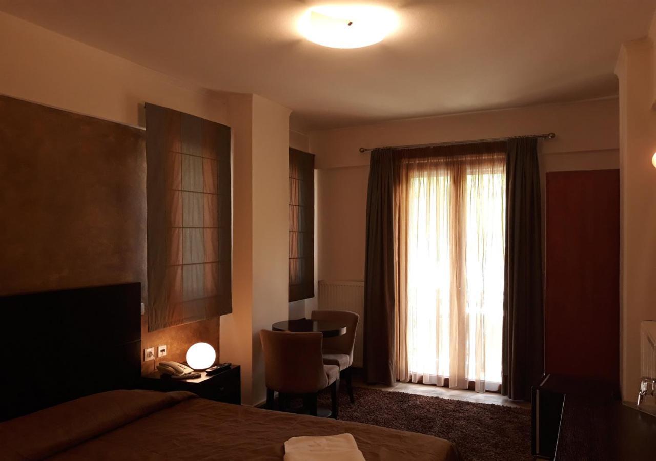 Ahilion Hotel Kalavryta Ngoại thất bức ảnh
