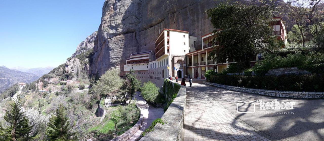 Ahilion Hotel Kalavryta Ngoại thất bức ảnh