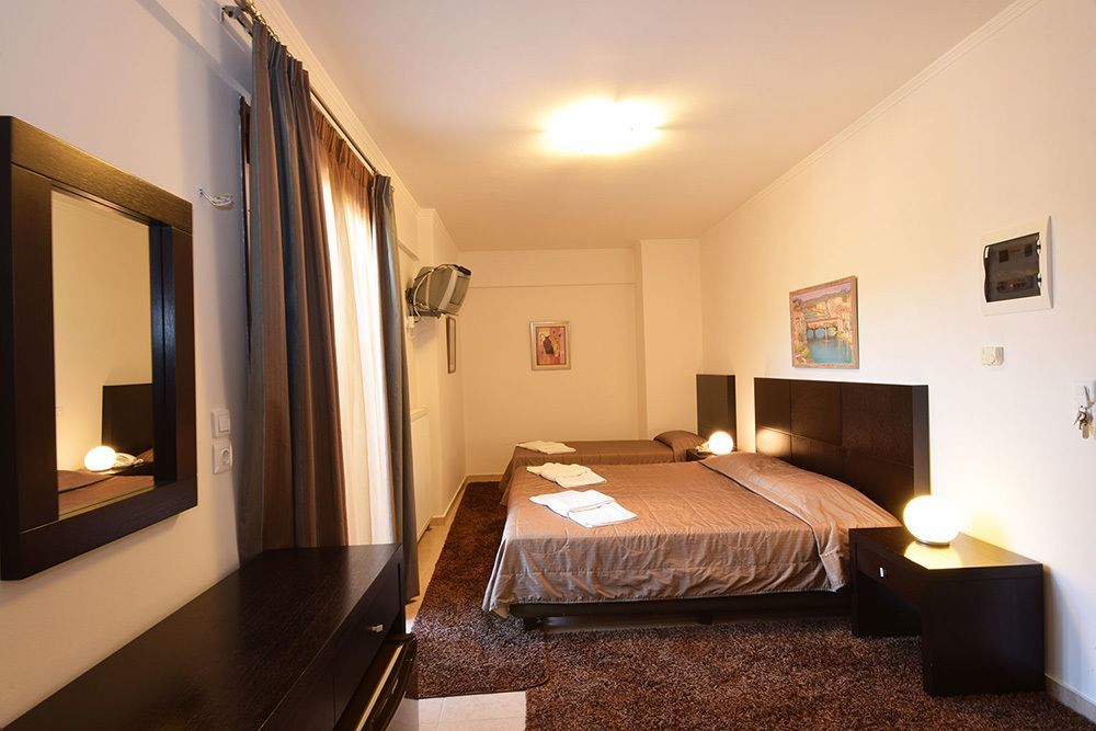 Ahilion Hotel Kalavryta Ngoại thất bức ảnh